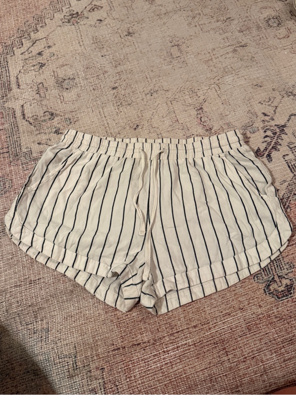 Billabong White Shorts with Black Pinstripes
